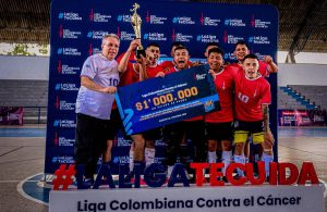 Fútbol 6 ilumina la prevención del cáncer de próstata